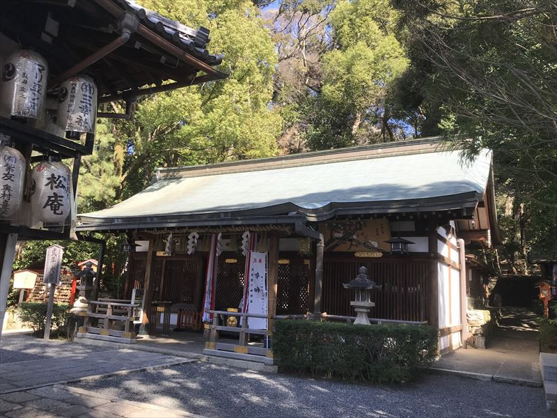 岩屋神社
