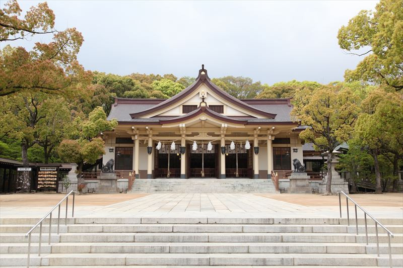 湊川神社